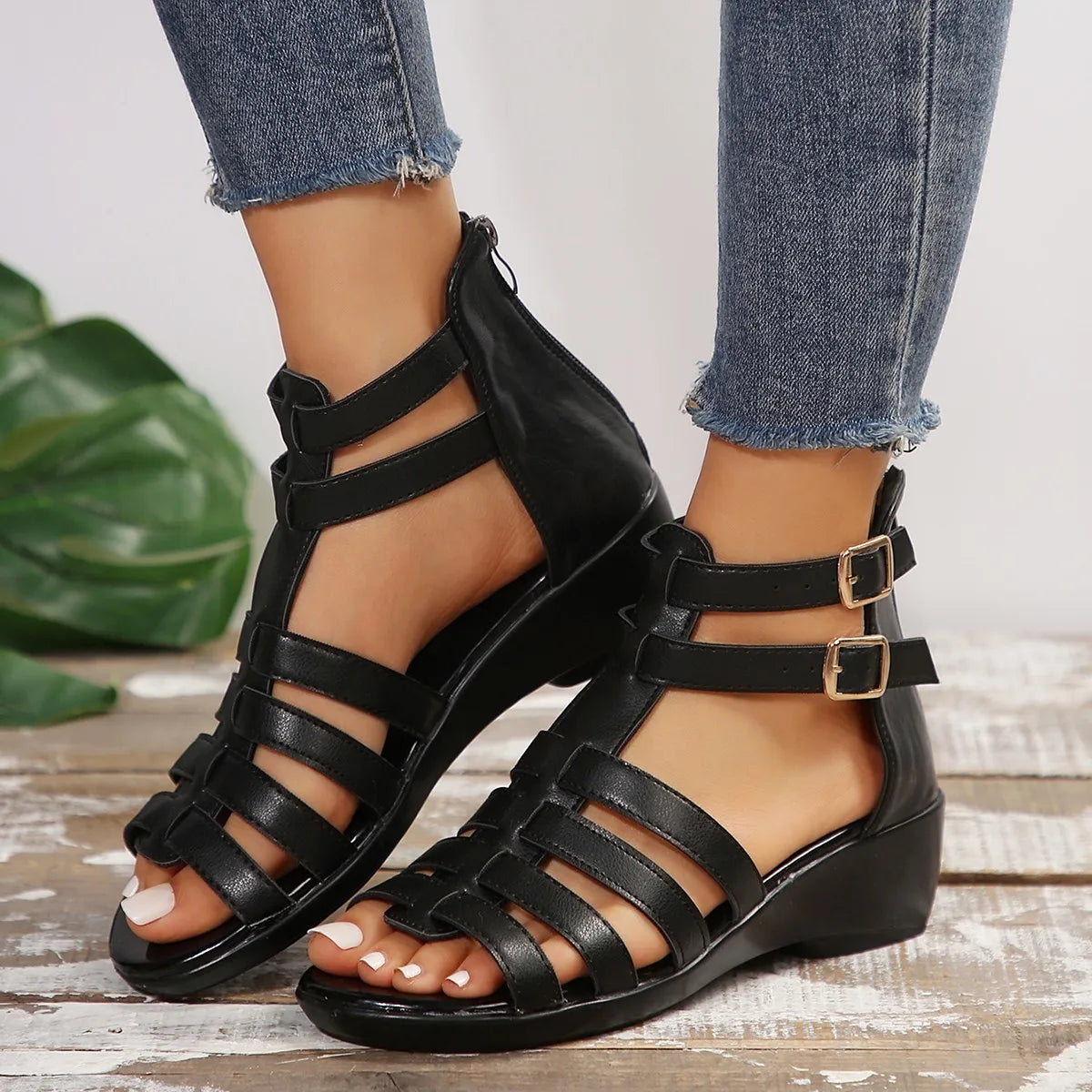 Relaxed Fit Summer Women's Flat Wedge Sandals