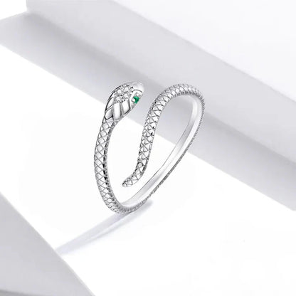 Sterling Silver Nightfang Ring