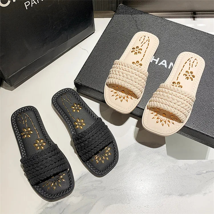 Relaxed Fit Womens Summer Sandals - Casual Slip Ons - OutfitLondon