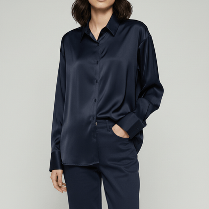 Classic Fit Women's Long Sleeve Button Front Top