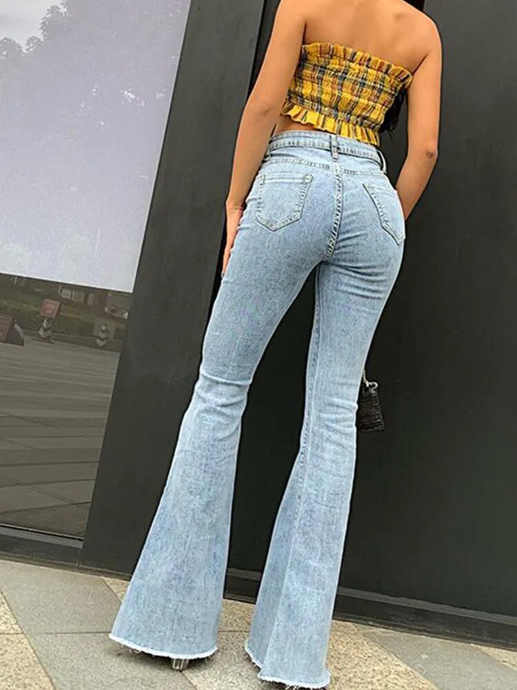 Relaxed Fit Straight Leg Women's Jeans - OutfitLondon