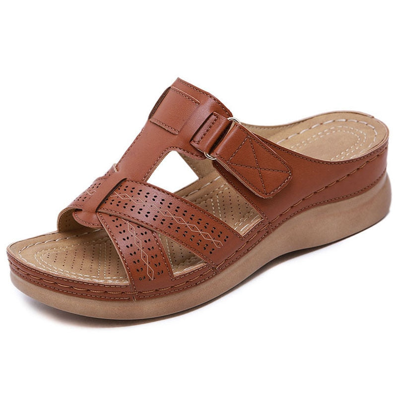 Soft Women's Contour Wedge Sandals