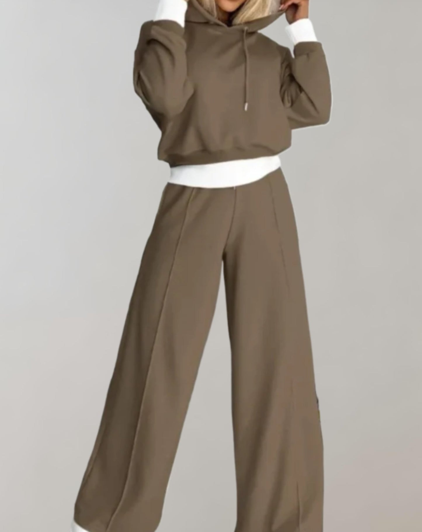 Women's 2 Piece Active Wear Tracksuit Set