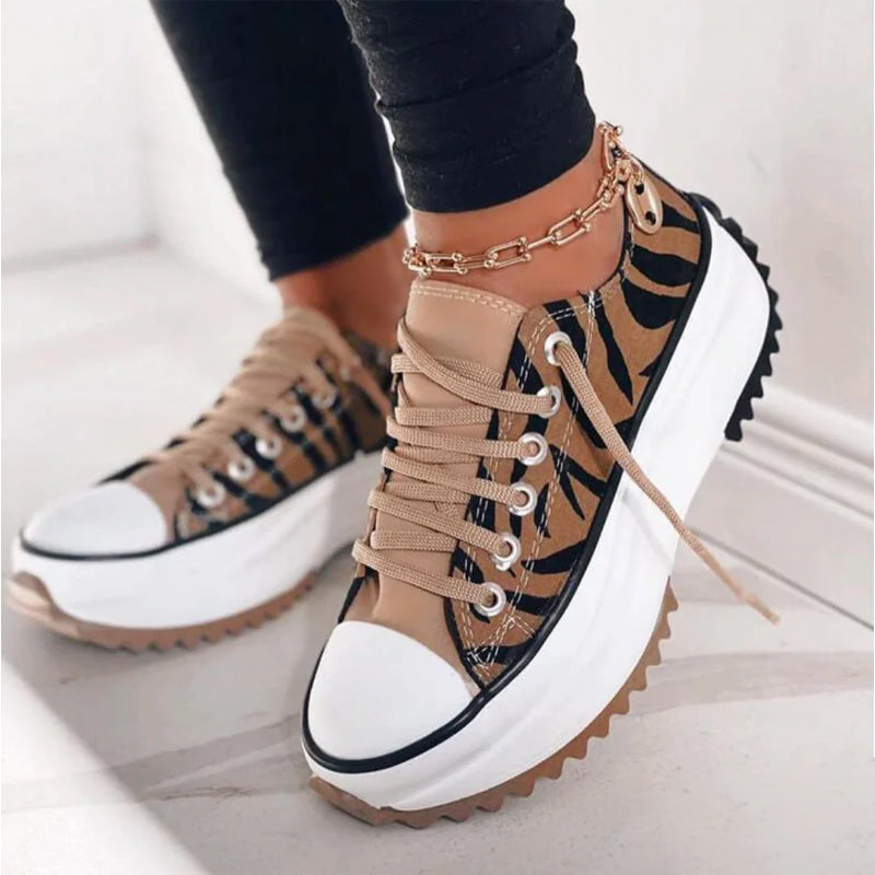Fashionable Women's Lace Up Sneakers