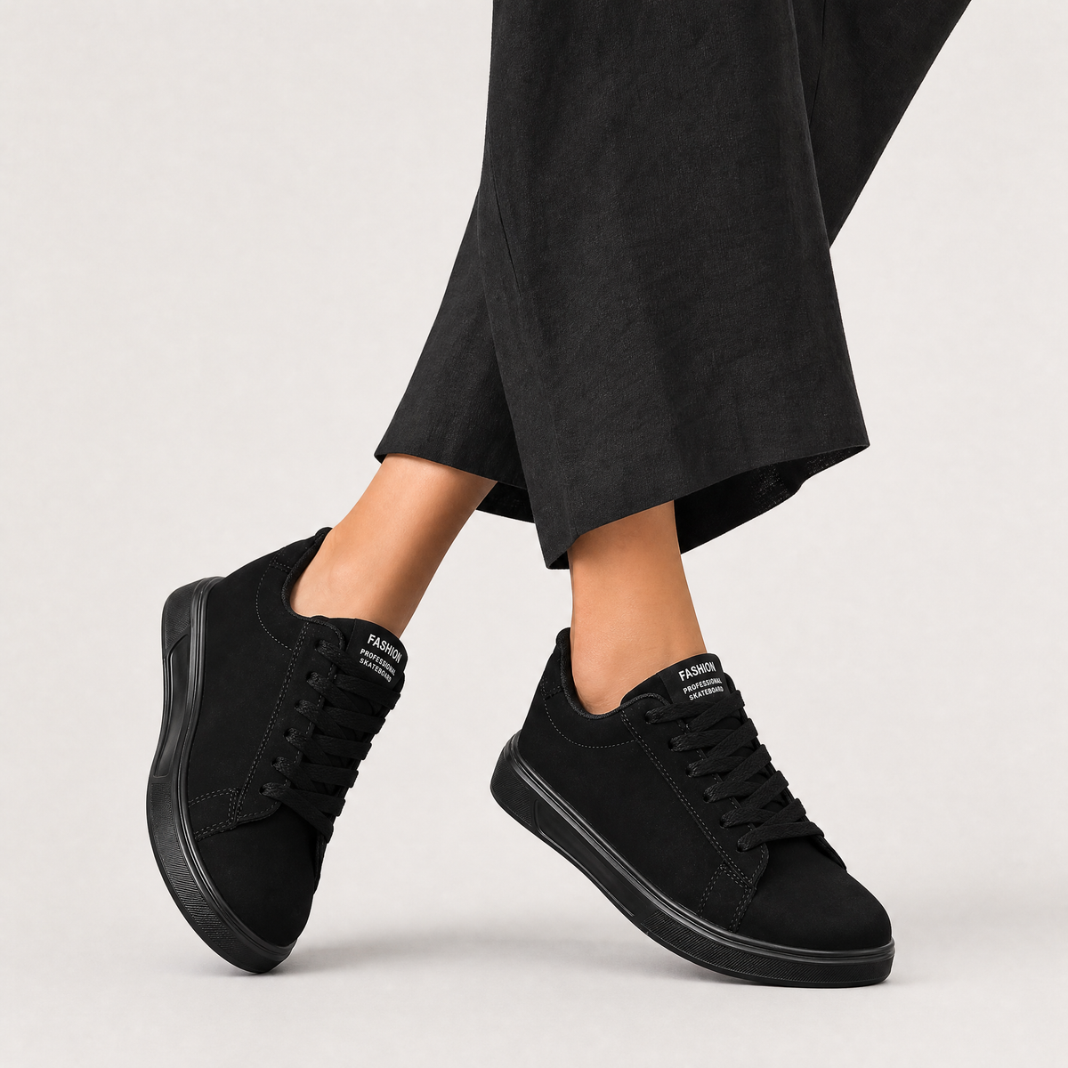 Women's Casual Lace-Up Sports Trainers