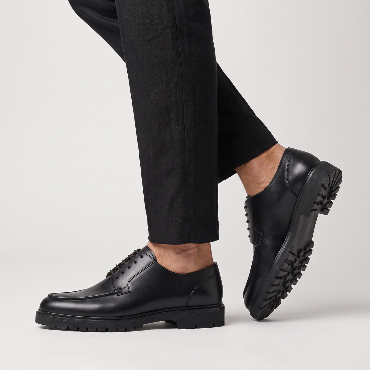 Men's Classic Leather Apron-Toe Derby Shoes