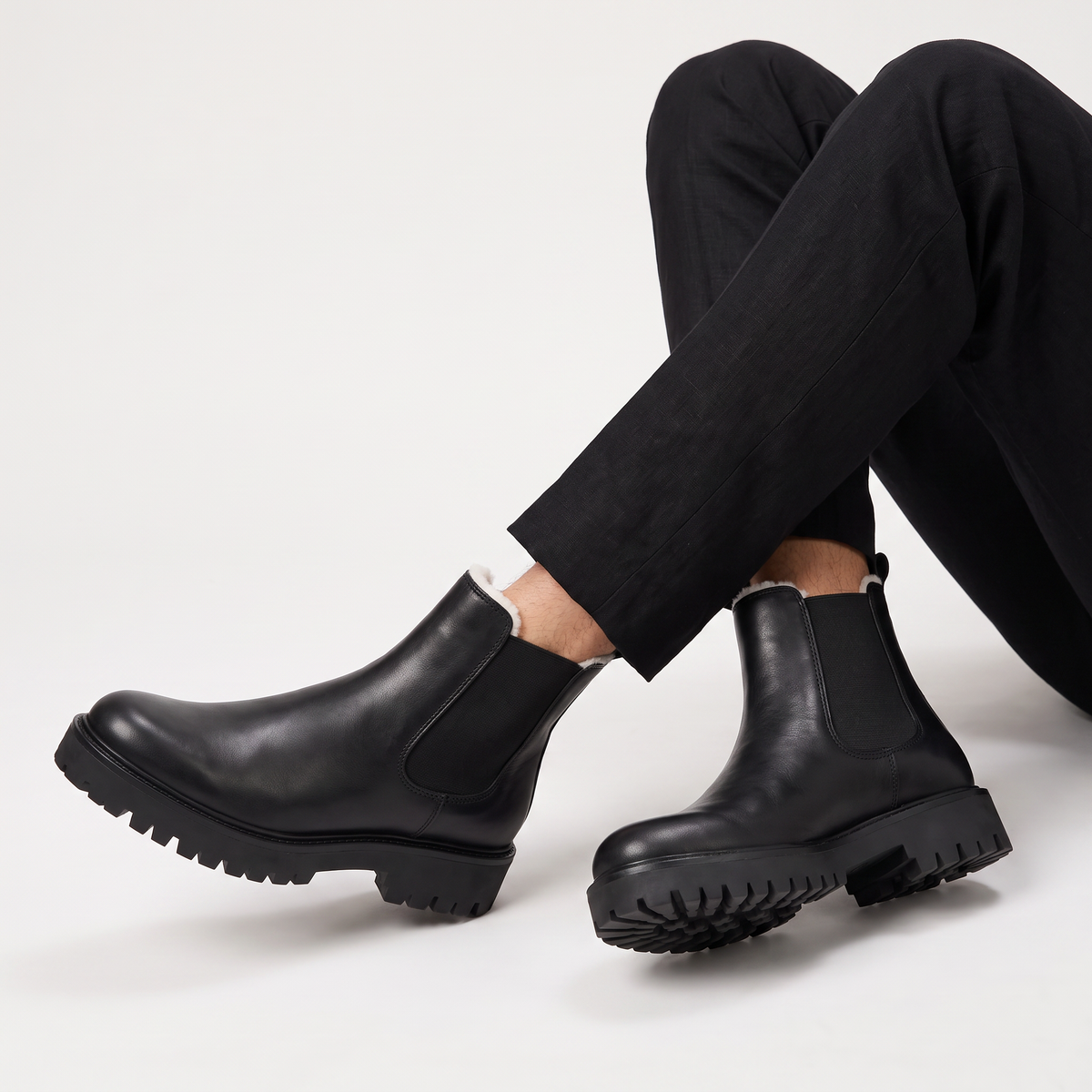 Men's Classic Leather Chunky Sole Chelsea Boots