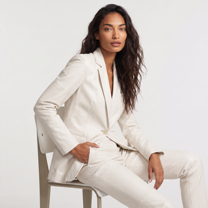 Women's Classic Tailored Single-Button Wool Blazer