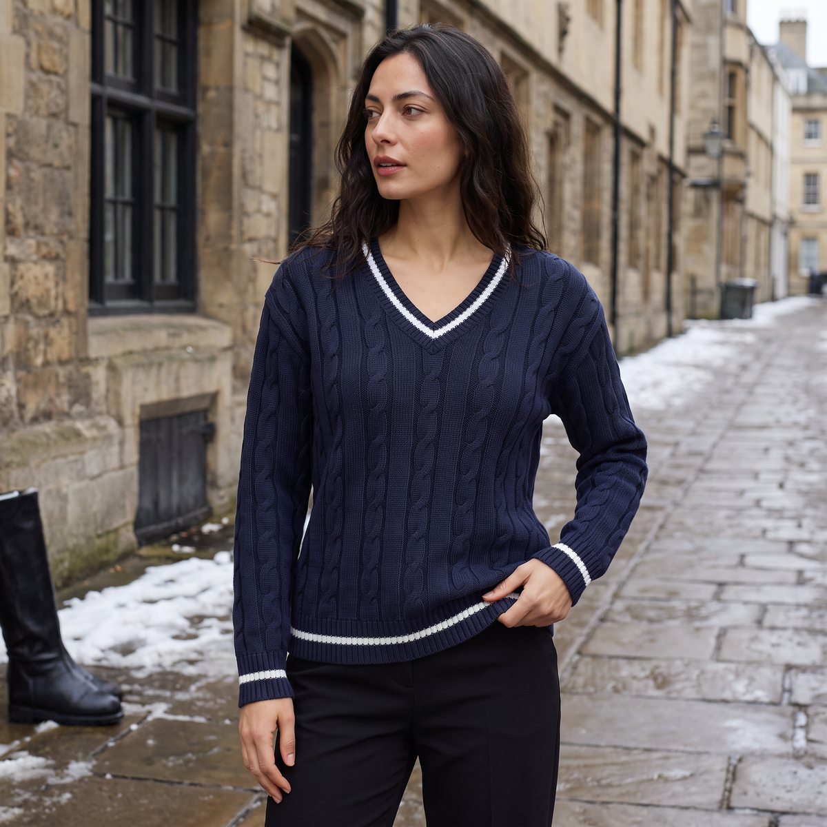 Women's Classic Cable Knit V-Neck Jumper