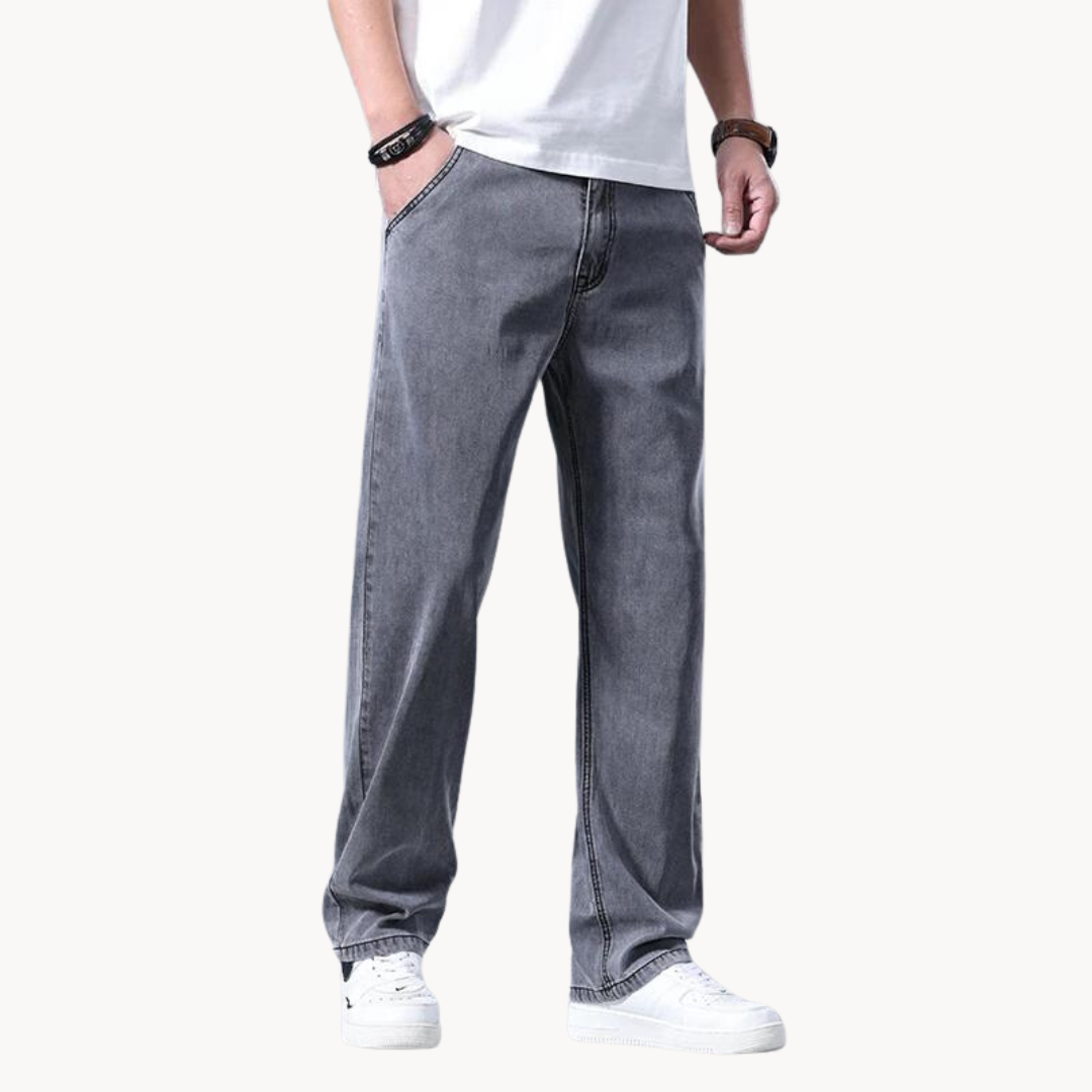 Comfortable Classic Fit Relaxed Jeans