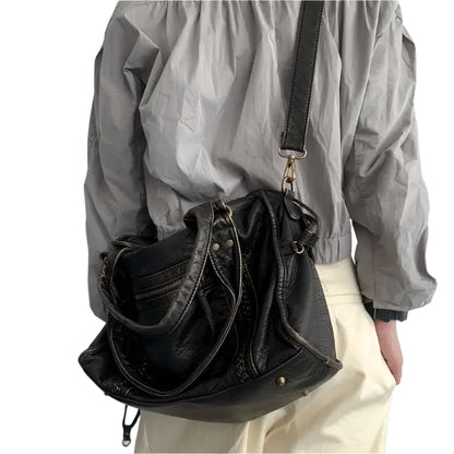 Stylish Women's Tote Bag with Multiple Pockets