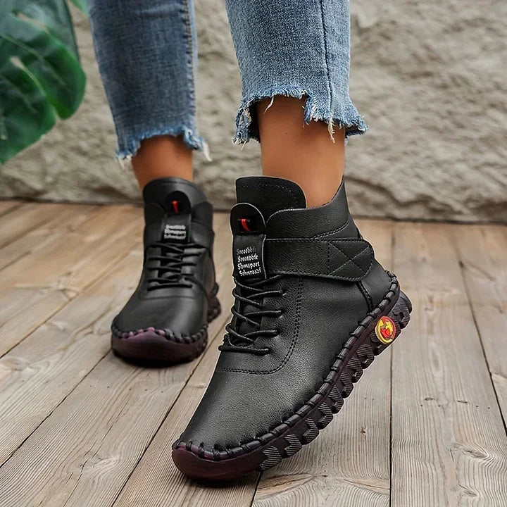 Comfortable Brown Trekking Boots