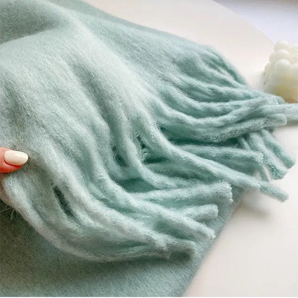 Luxurious Women's Cashmere Scarf | Cozy Winter Accessory