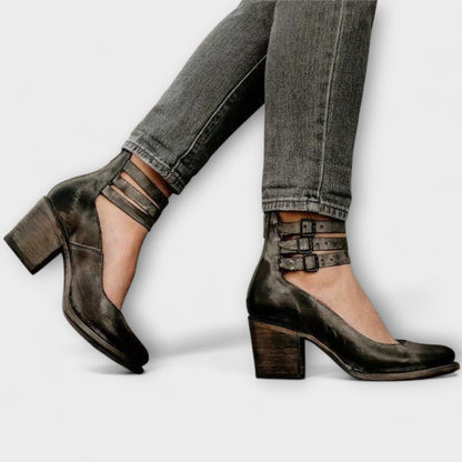 Supportive and Fashionable Orthopedic Walking Shoe