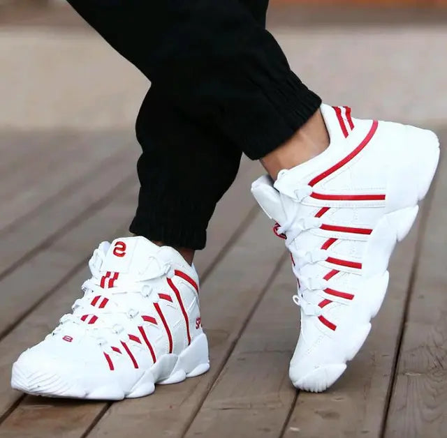 Lightweight Airy Mens Athletic Shoes