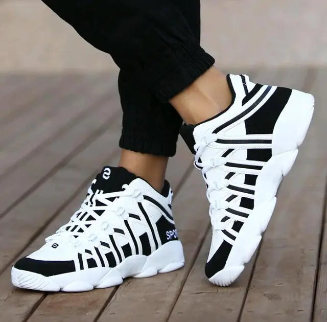 Lightweight Airy Mens Athletic Shoes - OutfitLondon