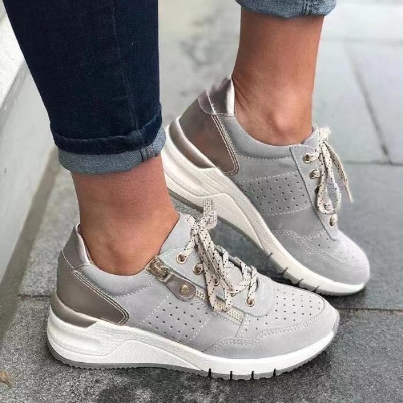 Comfortable Women's Wide Walking Shoes