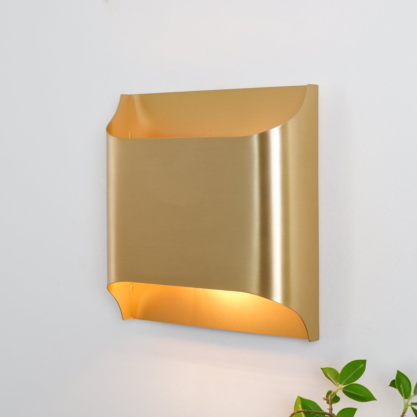 Contemporary Arc Brass LED Wall Light Fixture