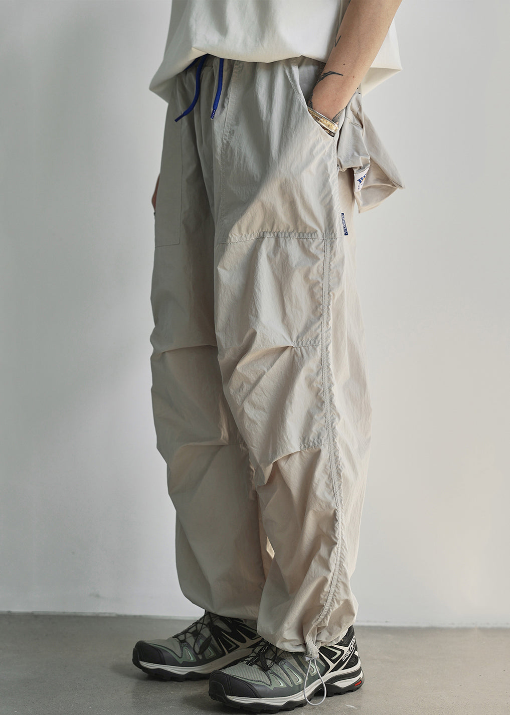 Men's Light Grey Cotton Pants Breathable Elastic Waist - OutfitLondon