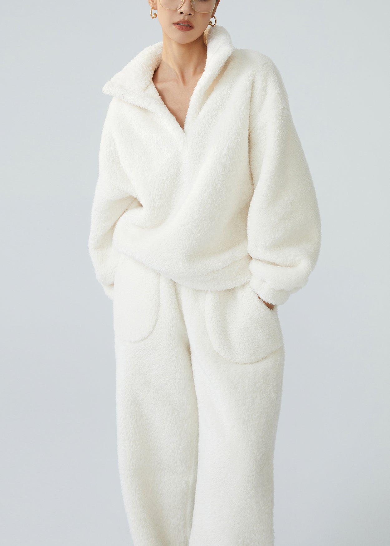 Women's Oversized Two Piece Pajama Set White - OutfitLondon