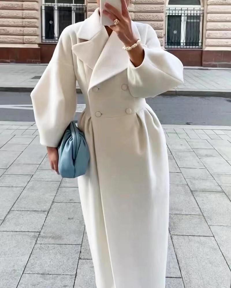 Warm Women's Wool Classic Coat with Oversized Lapel - OutfitLondon