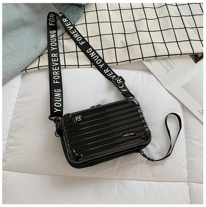 Stylish Small Hardcase Crossbody Purse for Ladies - OutfitLondon