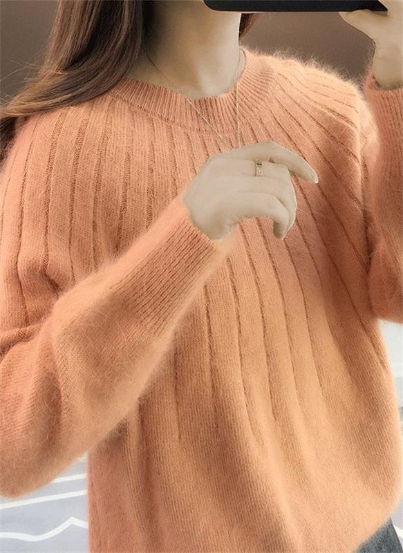 Cozy Women's Cable Knit Jumper - OutfitLondon