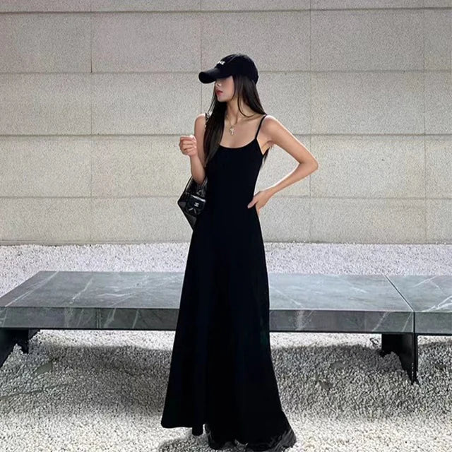 Elegant Flowy Long Summer Dress - OutfitLondon