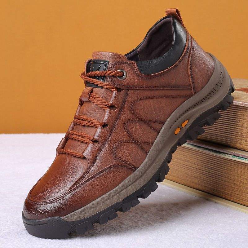 Insulated Water Resistant Hiking Boots