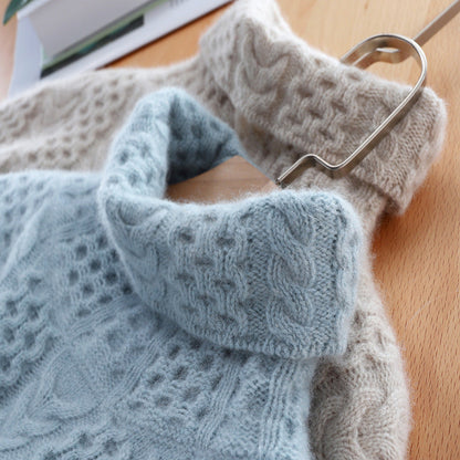 Cozy Oversized Cable Knit Turtleneck Sweater