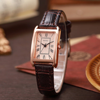 Leather Strap Roman Numeral Wristwatch