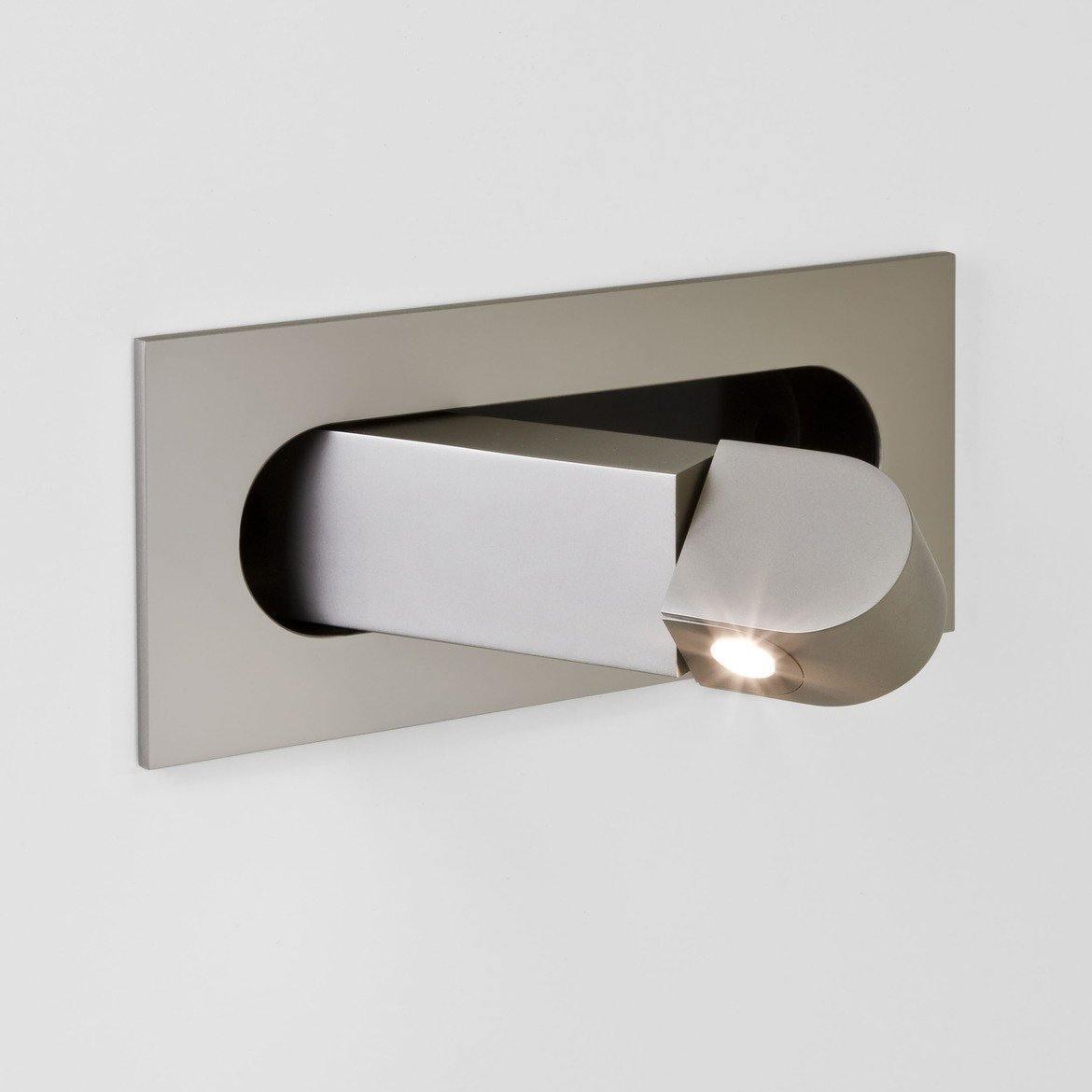 Contemporary Slim Adjustable LED Wall Light Fixture