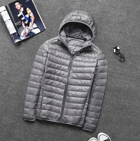 Men's Lightweight Hooded Jacket: Slim and Water Resistant