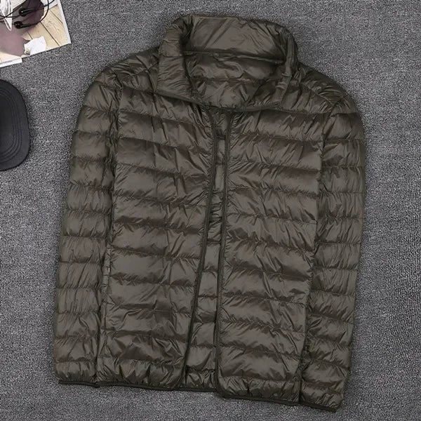 Men's Lightweight Hooded Jacket: Slim and Water Resistant