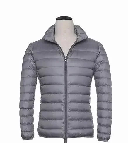 Men's Lightweight Hooded Jacket: Slim and Water Resistant