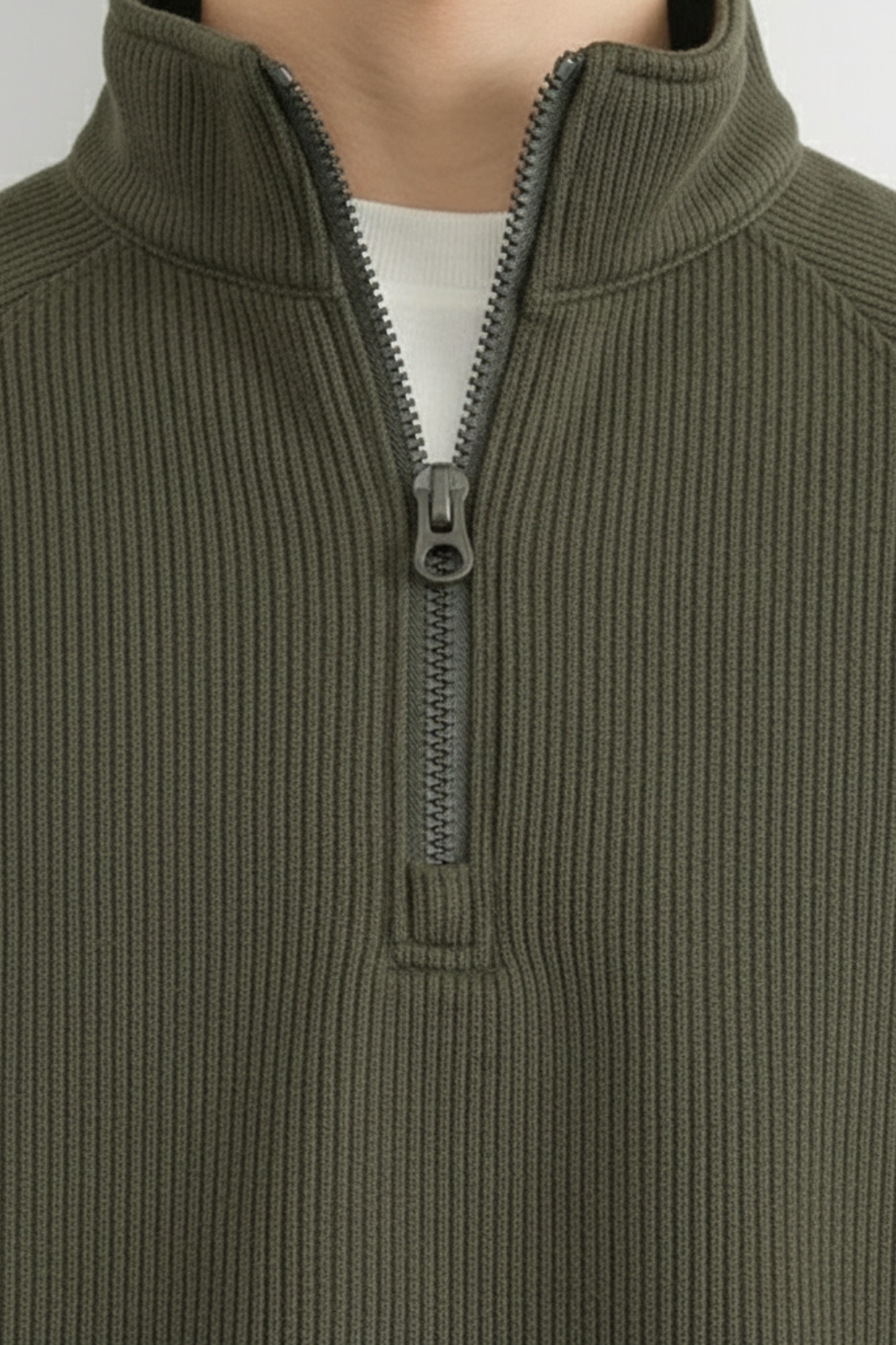 Classic Fit Crew Neck Pullover Sweatshirt