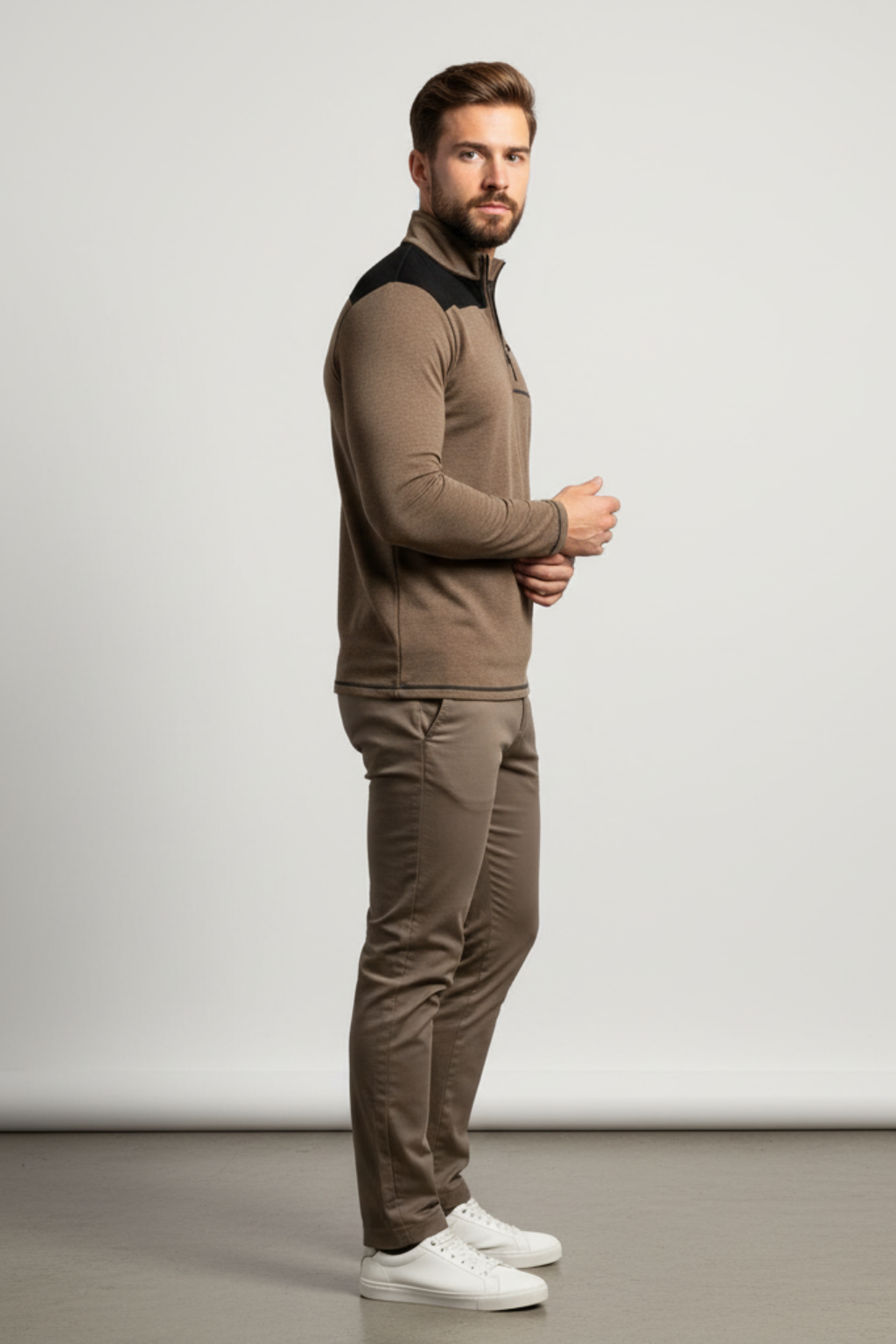 Men's Fitted Lightweight Zip Sweater