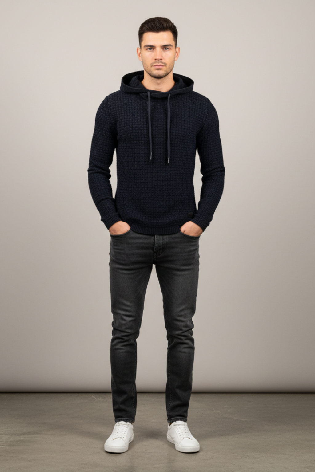 Men's Fitted Crew Neck Sweatshirt - OutfitLondon