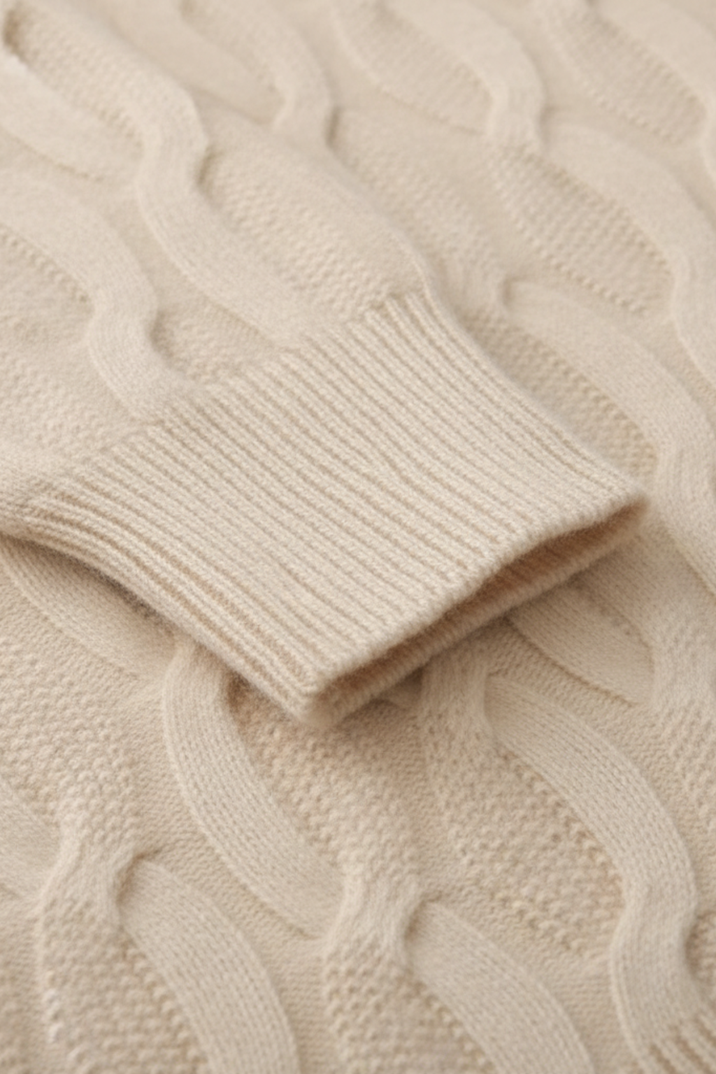 Comfortable Crew Neck Cable Knit Sweater