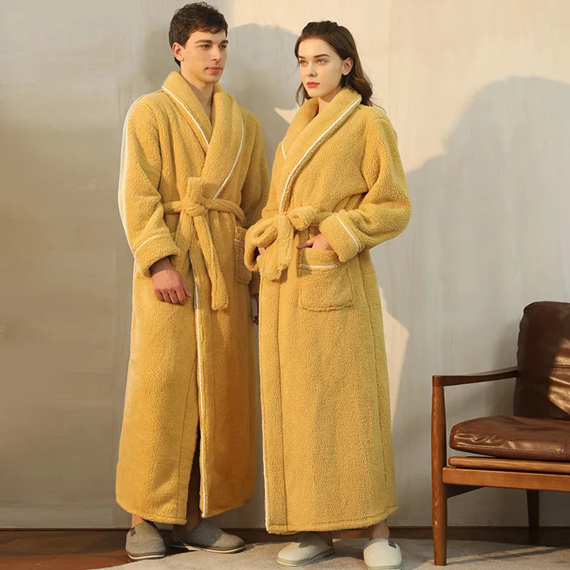 Soft Plush Robe with Hood – Warm Fleece Bathrobe for Women