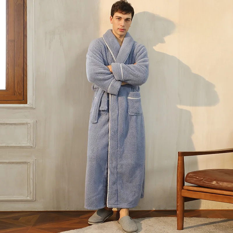 Soft Plush Robe with Hood – Warm Fleece Bathrobe for Women