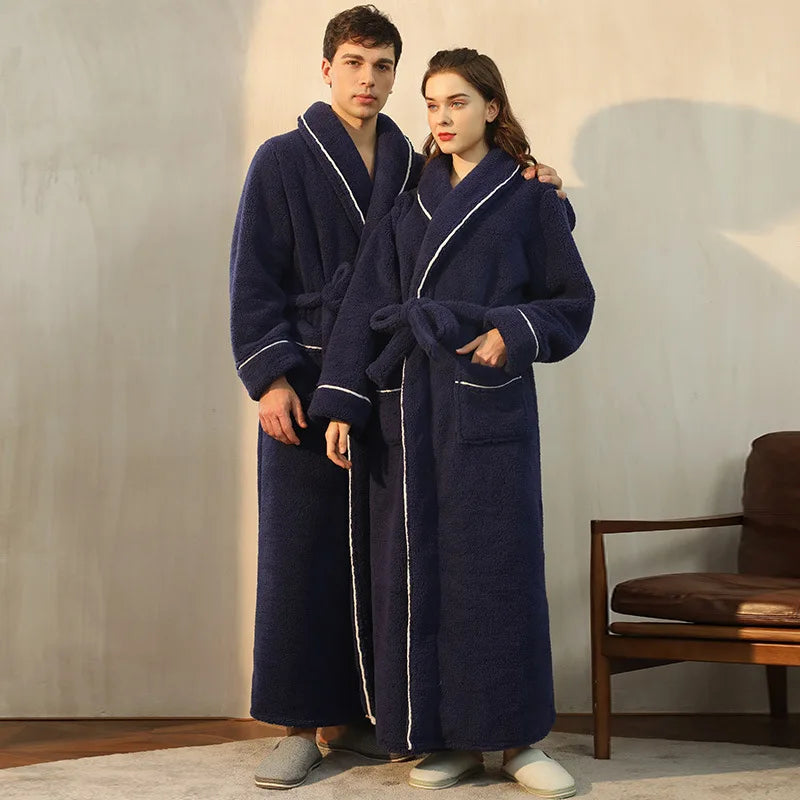 Soft Plush Robe with Hood – Warm Fleece Bathrobe for Women