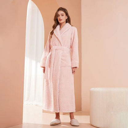 Soft Plush Robe with Hood – Warm Fleece Bathrobe for Women