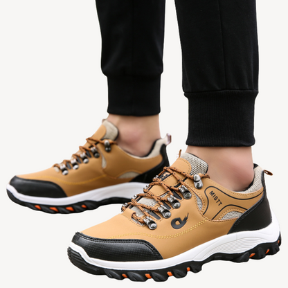 Comfortable Men's Trail Walking Shoes