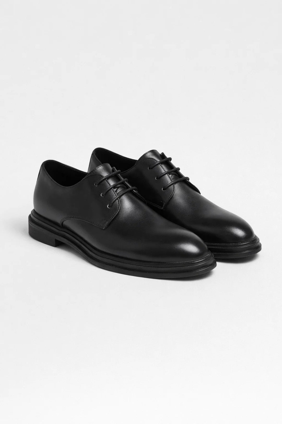 Men's Elegant Leather Lace-Up Derby Shoes