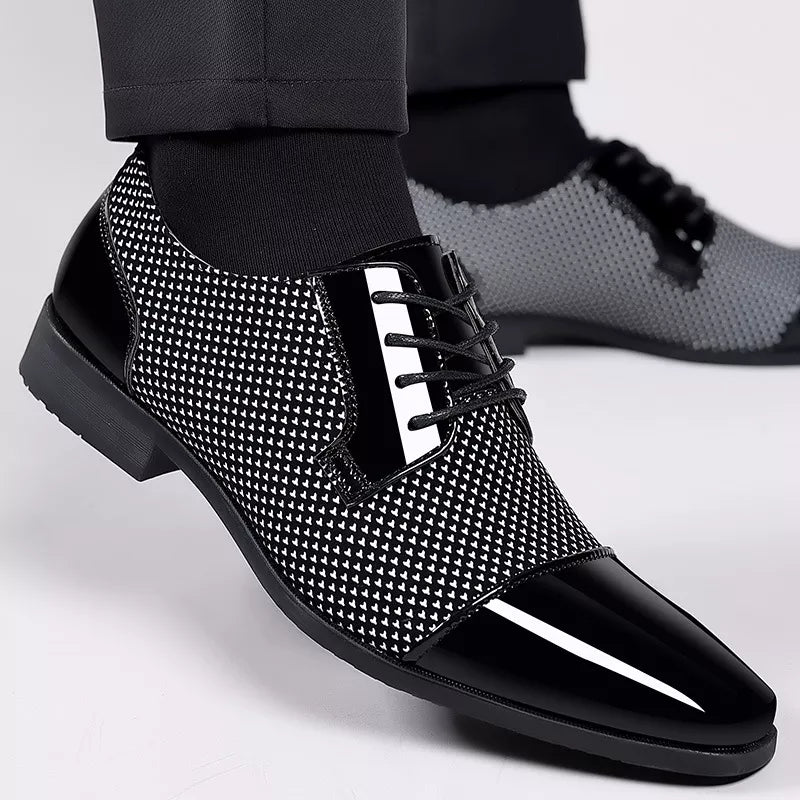 Classic Men's Leather Oxford Shoes - Smart Formal Wear - OutfitLondon
