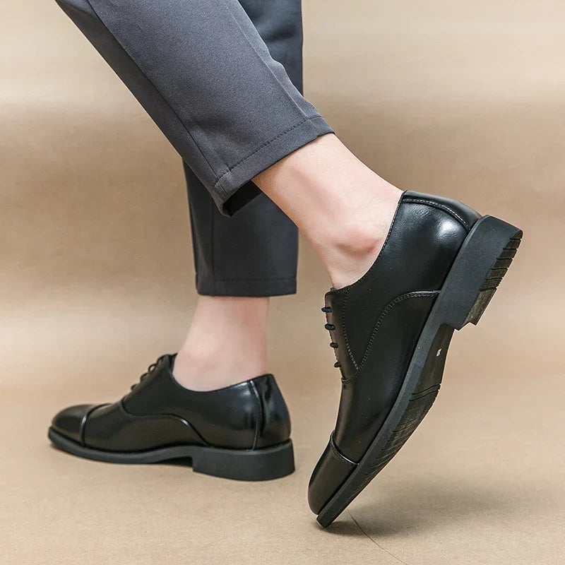 Elegant Men's Leather Dress Shoes - Lace Up Formal Shoes
