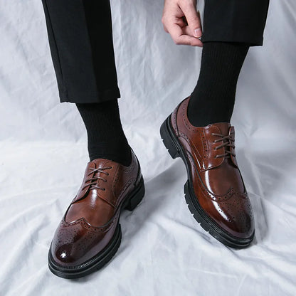 Classic Men's Leather Oxfords - Round Toe Shoes - OutfitLondon