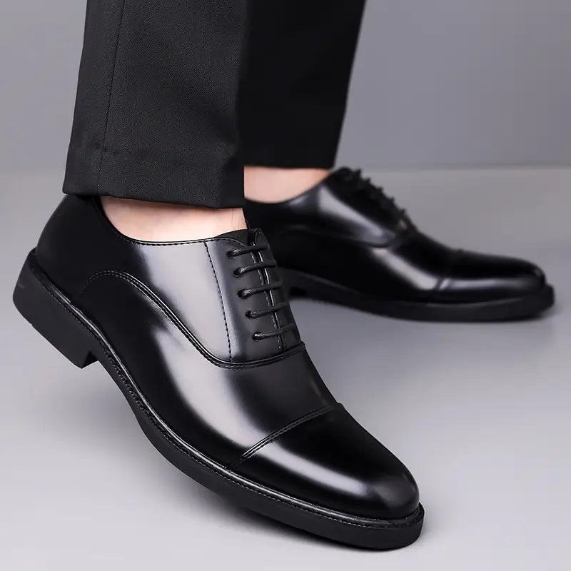 Men's Sleek Leather Oxfords - Traditional Formal Dress Shoes