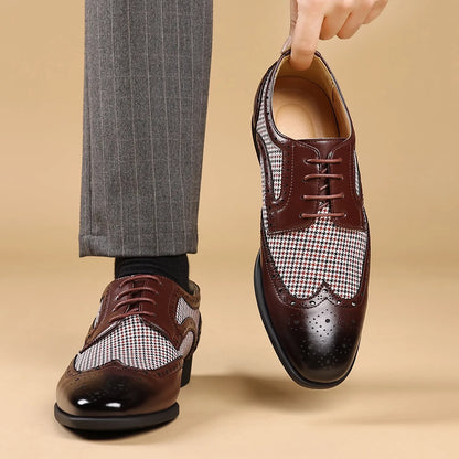 Men's Classic Pattern Oxford Shoes - Traditional Brogue Style